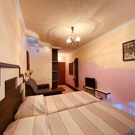 Hotel Дом Писателей Цахкадзора Exterior foto