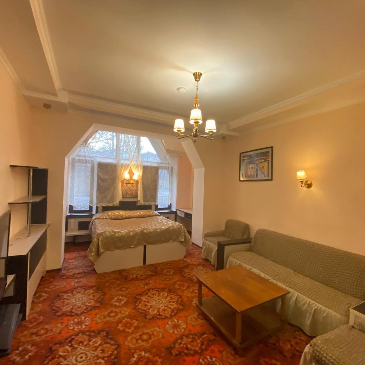 Hotel Дом Писателей Цахкадзора Exterior foto